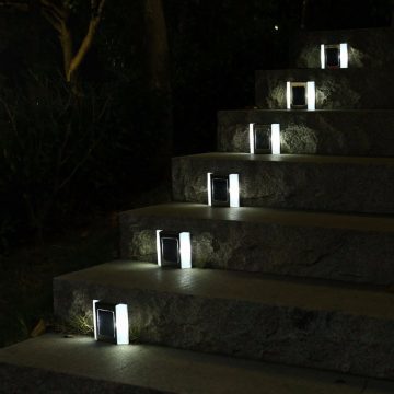 spot solaire escalier jardin
