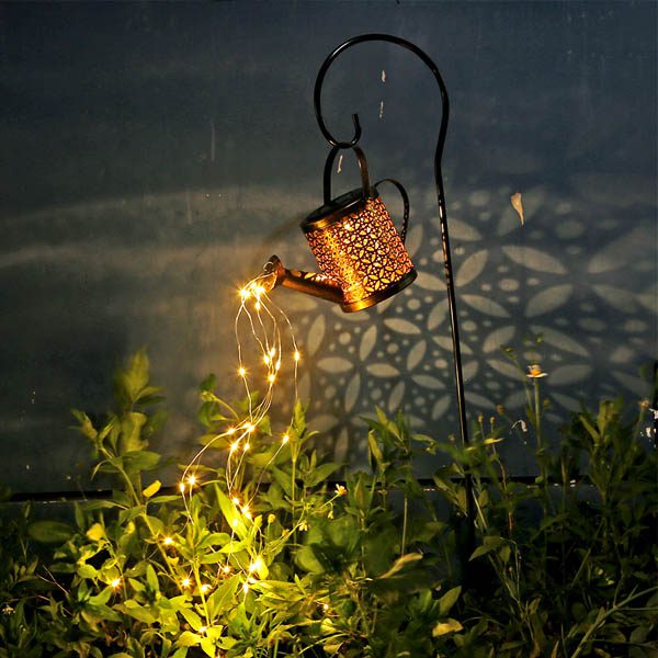 decoration solaire arrosoir
